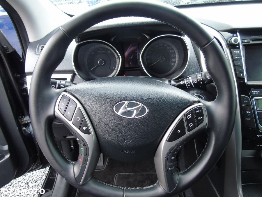 Hyundai i30 1.6 CRDi Premium - 15