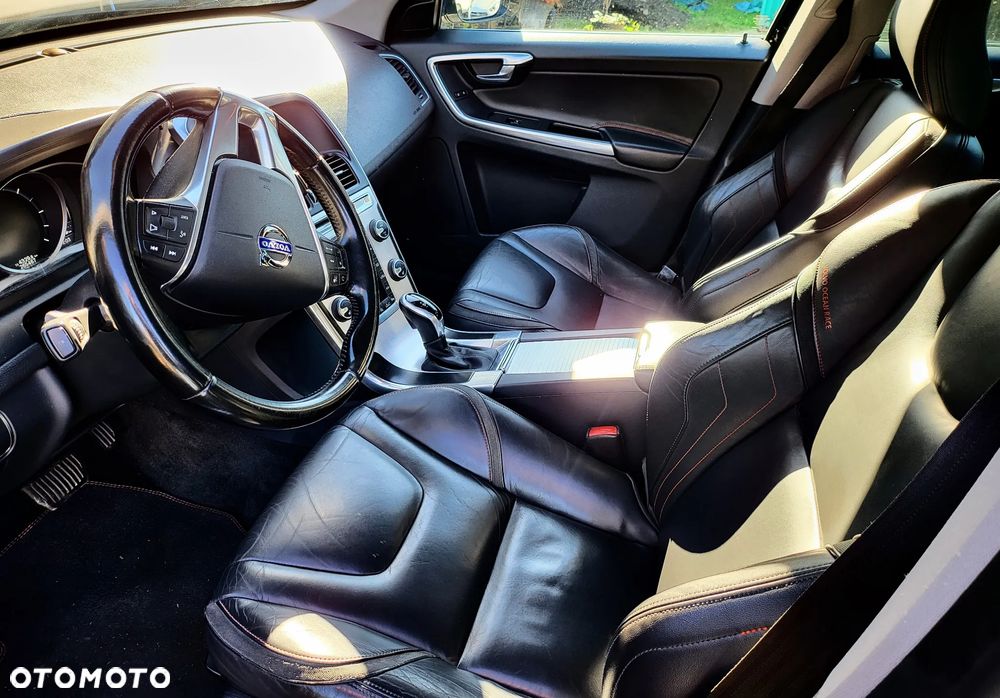 Volvo XC 60 D4 Geartronic Ocean Race - 4