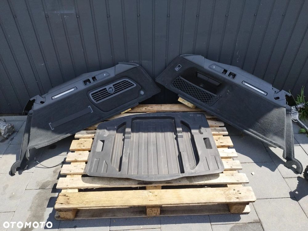 WNĘTRZE BAGAŻNIKA BOCZKI PODŁOGA AUDI A6 C8 AVANT - 1