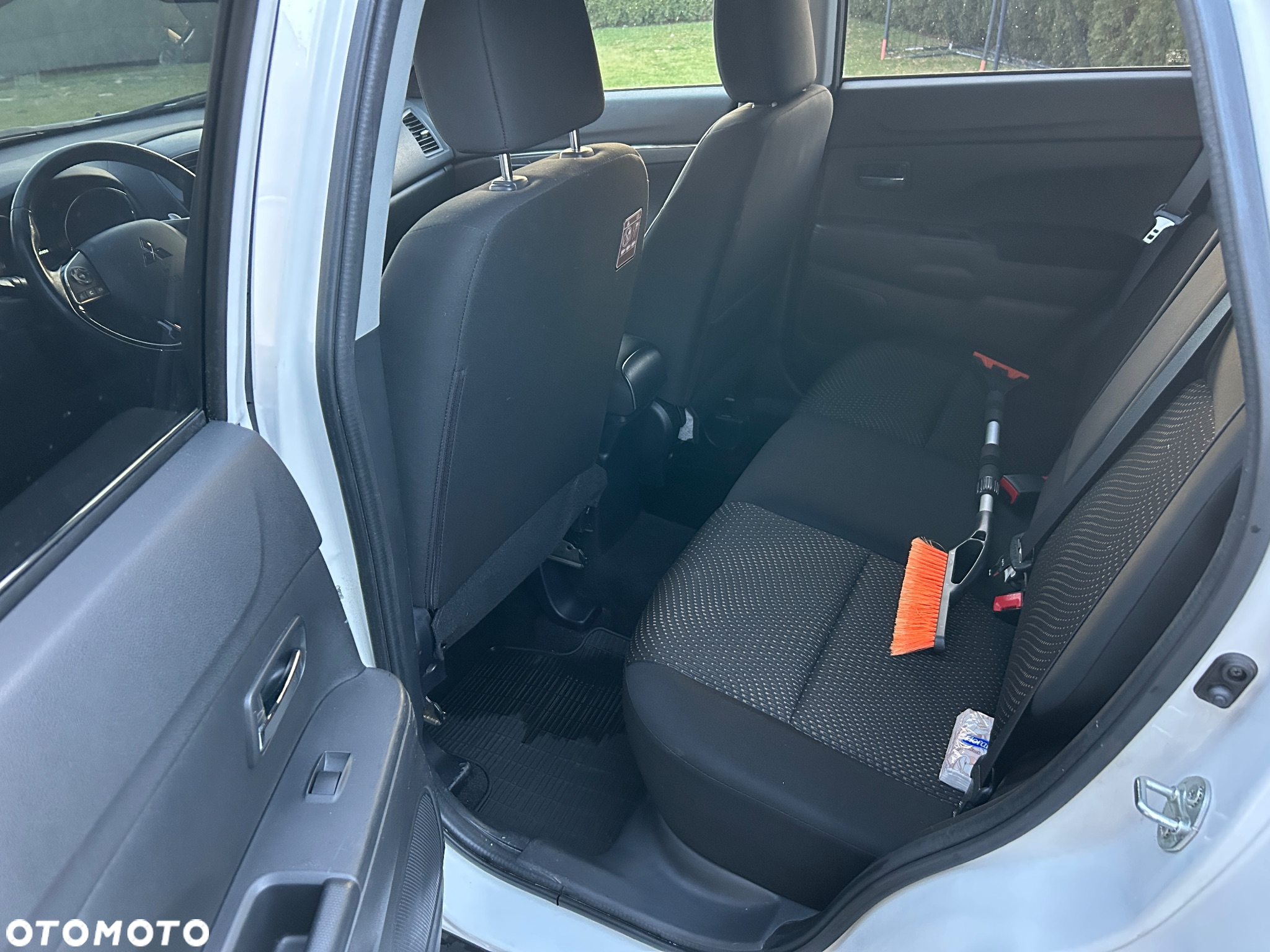 Mitsubishi ASX 2.2 DI-D 4WD Automatik Intense - 13