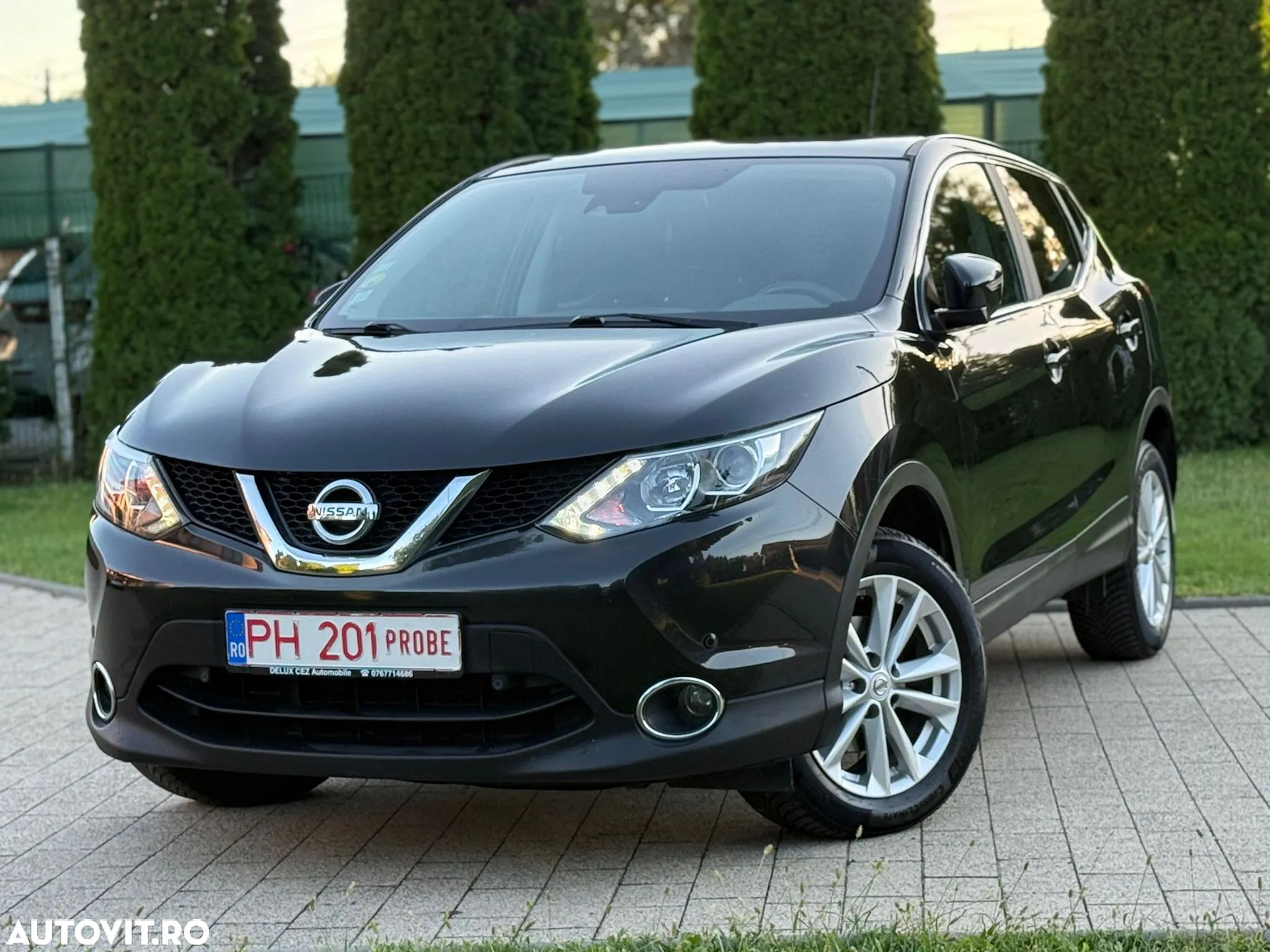Nissan Qashqai 1.6 DCI Start/Stop N-Connecta - 1