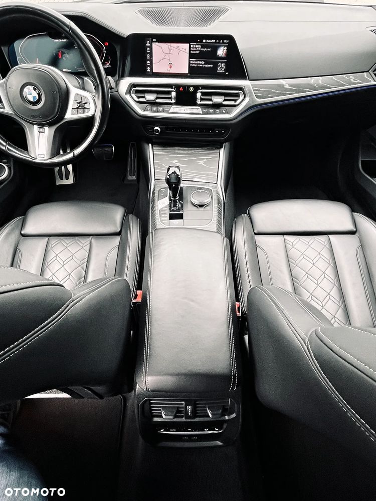 BMW Seria 3 M340i xDrive mHEV sport - 23