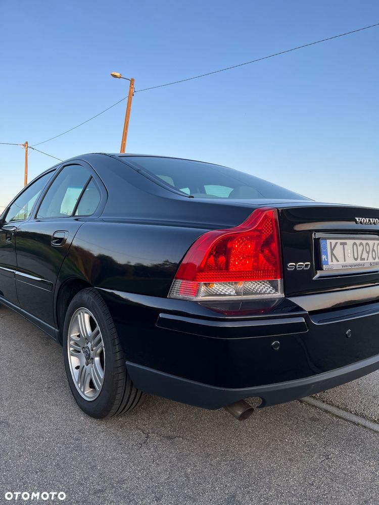 Volvo S60 2.4D Rubin - 11