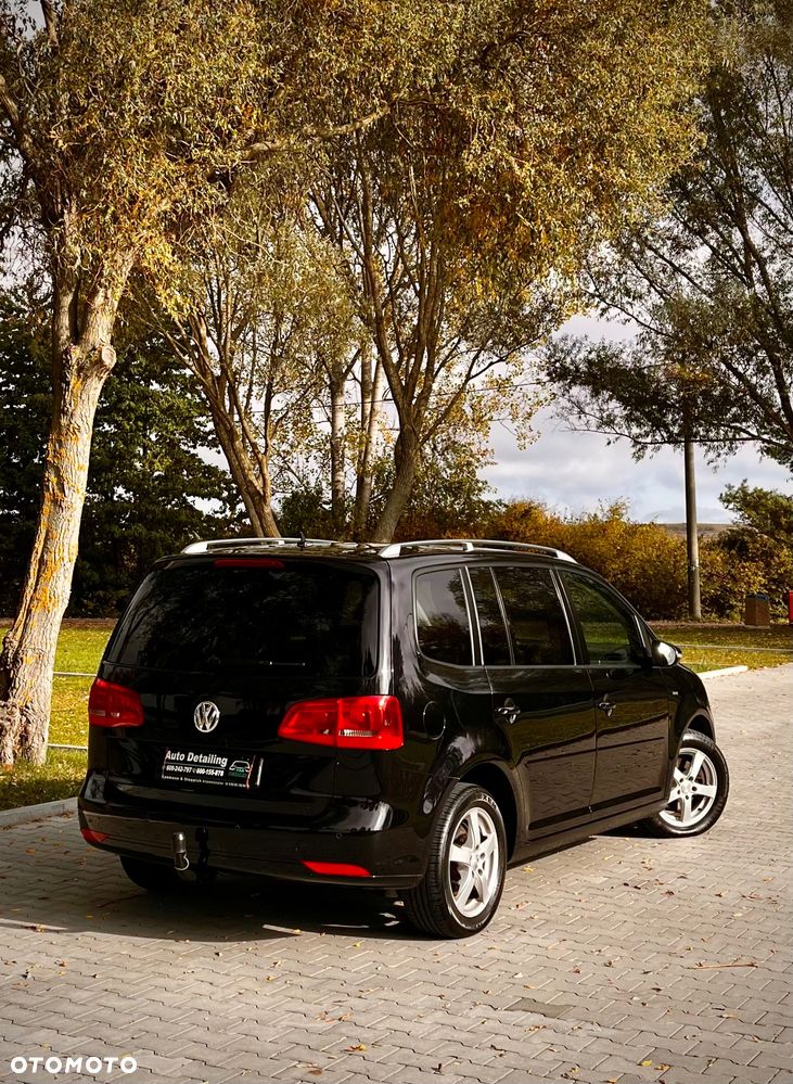 Volkswagen Touran 2.0 TDI DPF Comfortline - 4