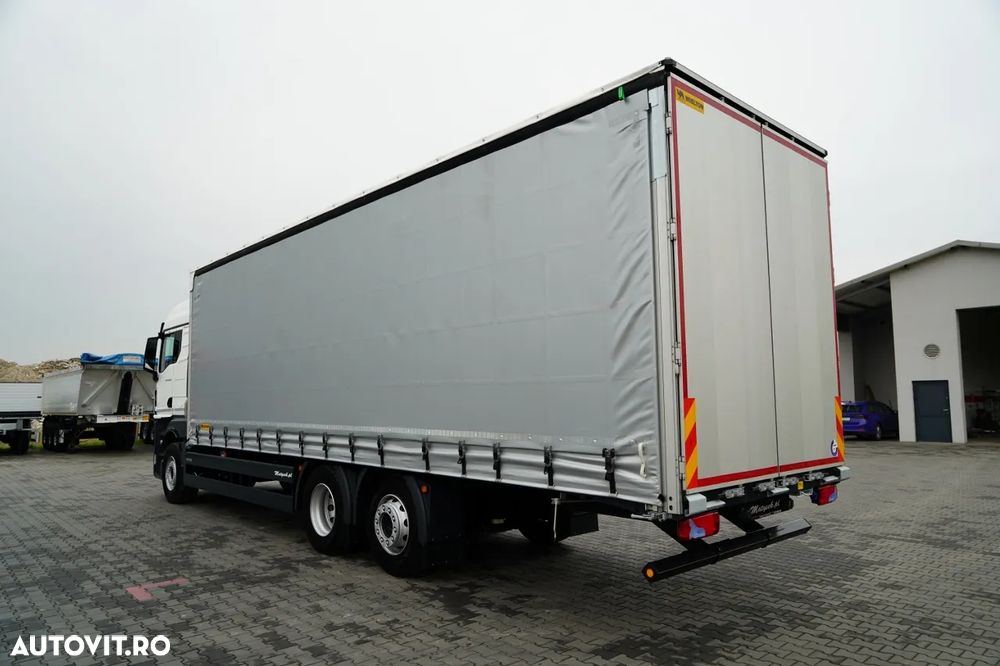MAN TGX 26.520 / 6x2 / 9.3 M CORTINĂ / ACOPERIȘ RIDICABIL / AXĂ RIDICABILĂ / DIRECȚIE / NOU - 4