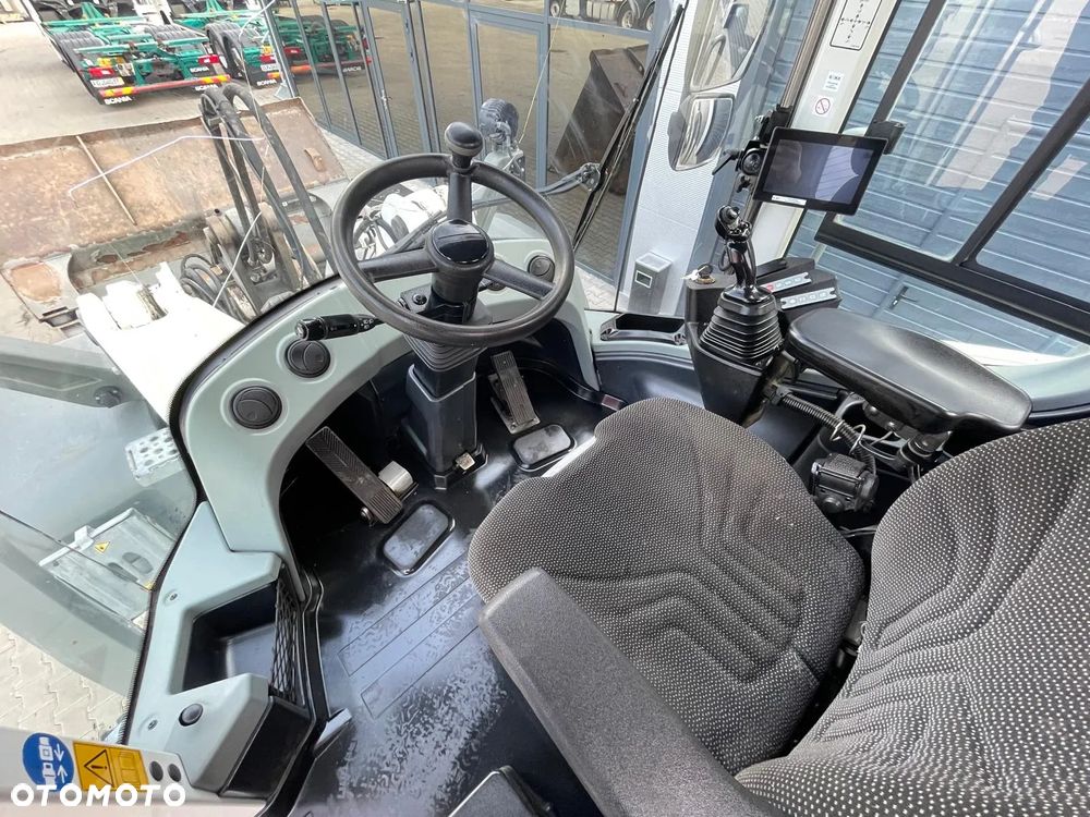 Liebherr L556 2020r Xpower Wysoki Wysyp - 11