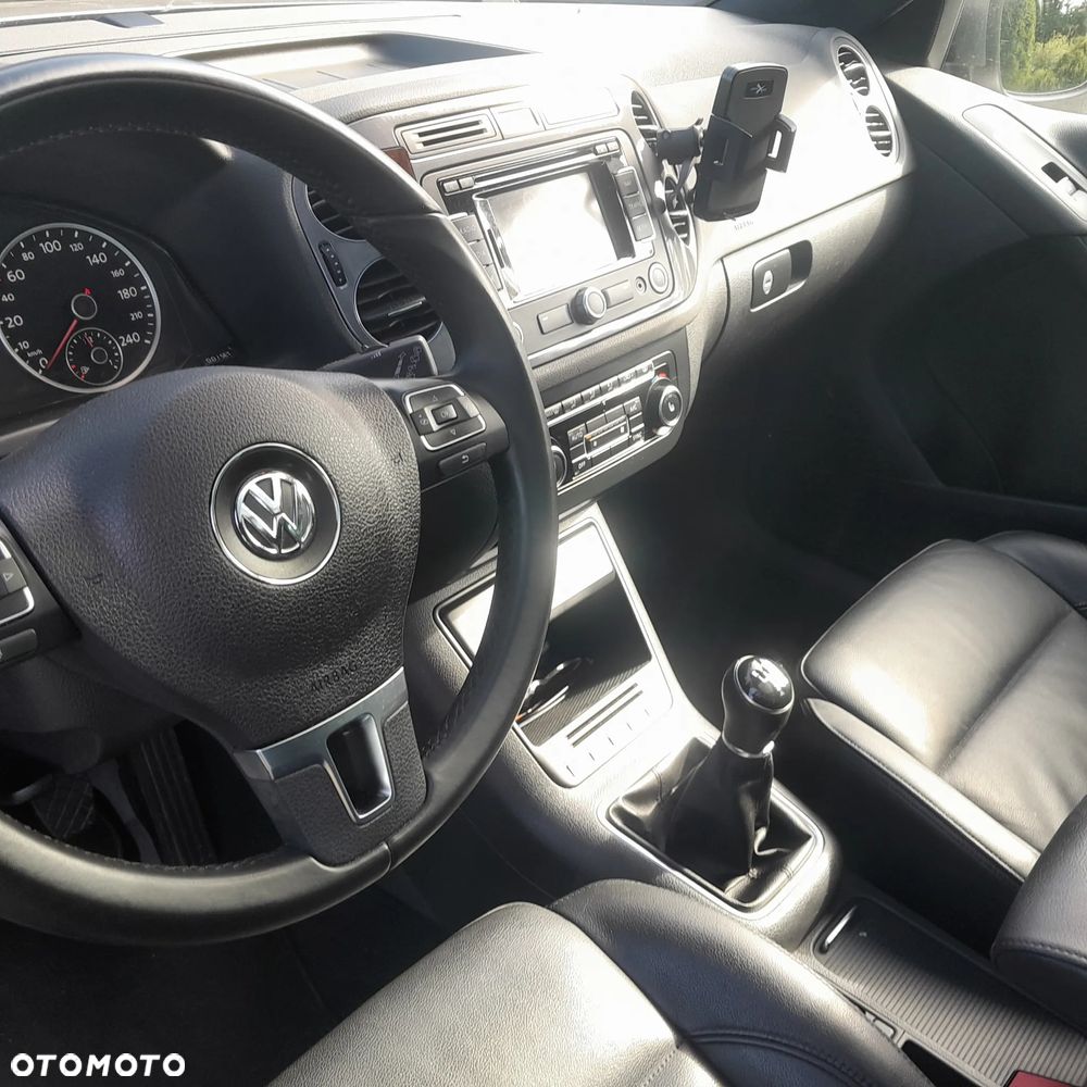 Volkswagen Tiguan - 14