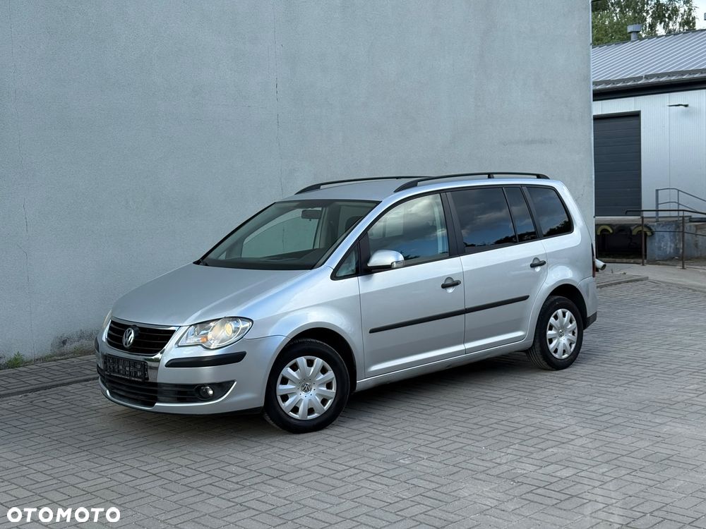 Volkswagen Touran 1.6 Welcome - 4