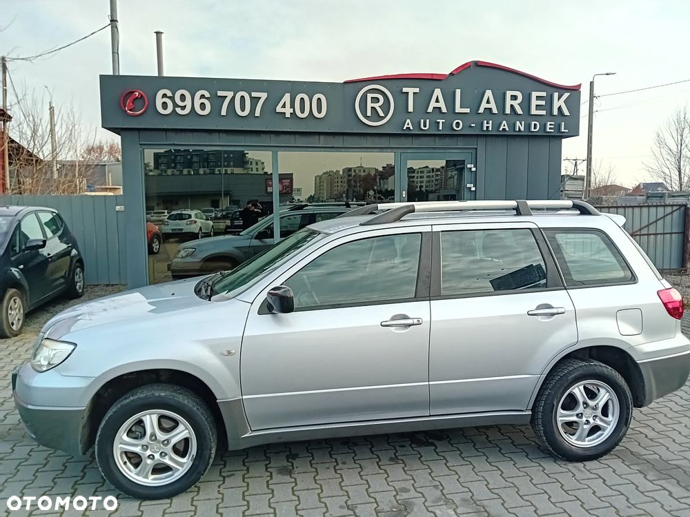 Mitsubishi Outlander - 3