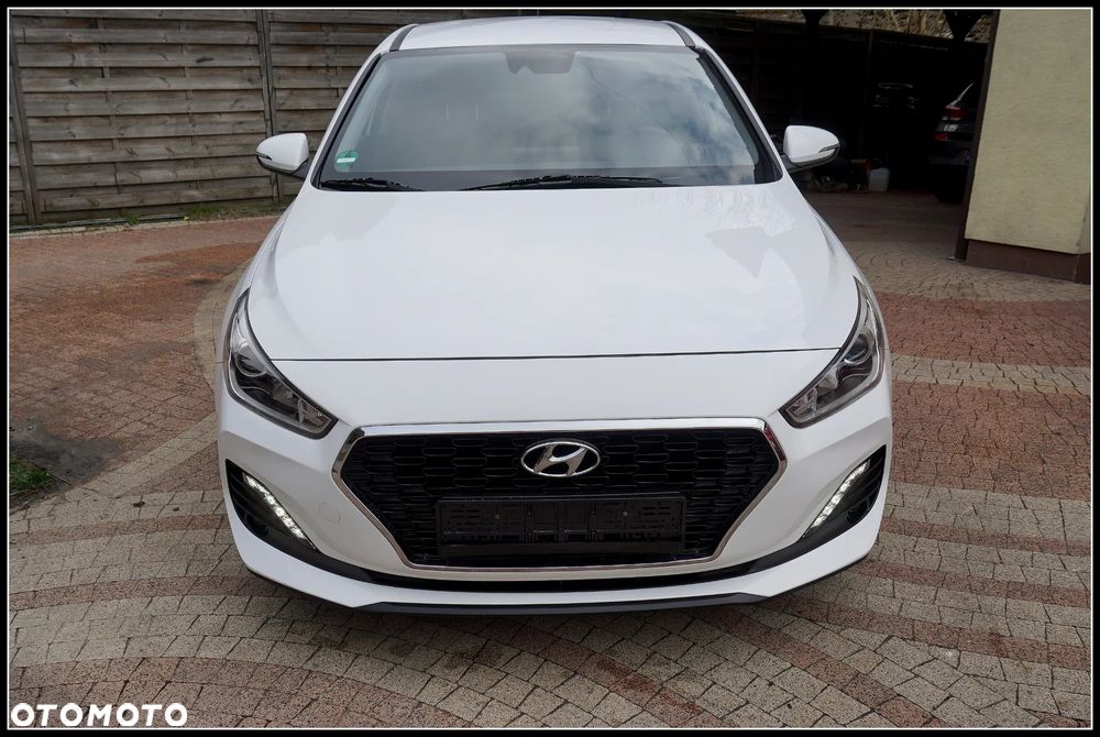 Hyundai i30 1.4 Fifa World Cup Edition - 12