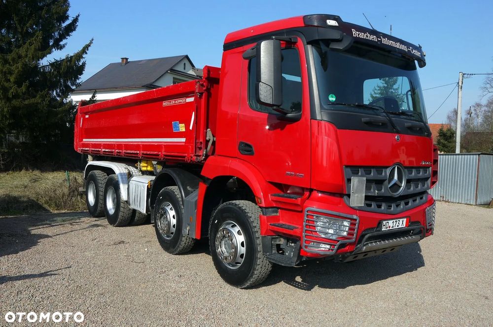 Mercedes-Benz AROCS - 8