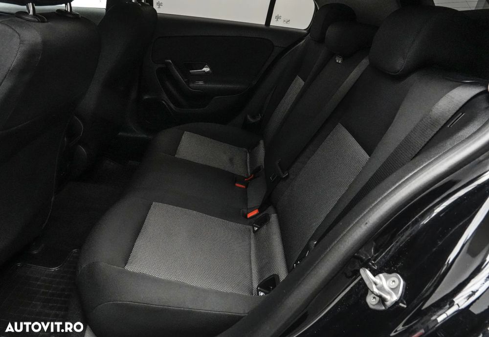 Mercedes-Benz A 160 Advanced Progressive - 15