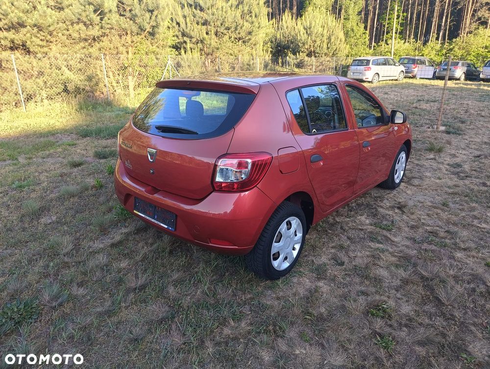 Dacia Sandero 1.2 16V 75 Laureate - 3