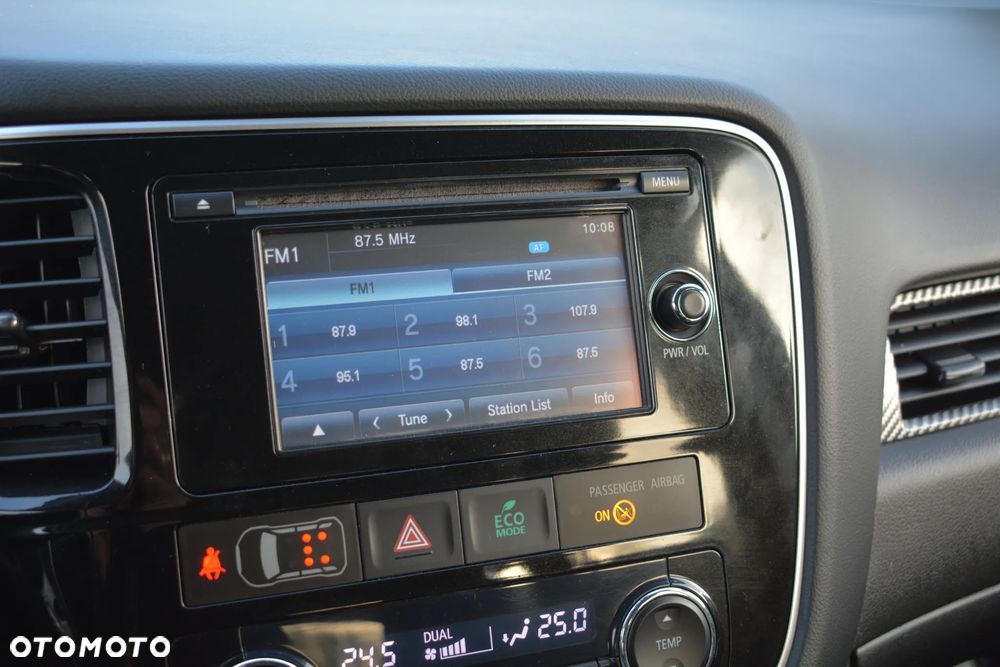 Mitsubishi Outlander - 28