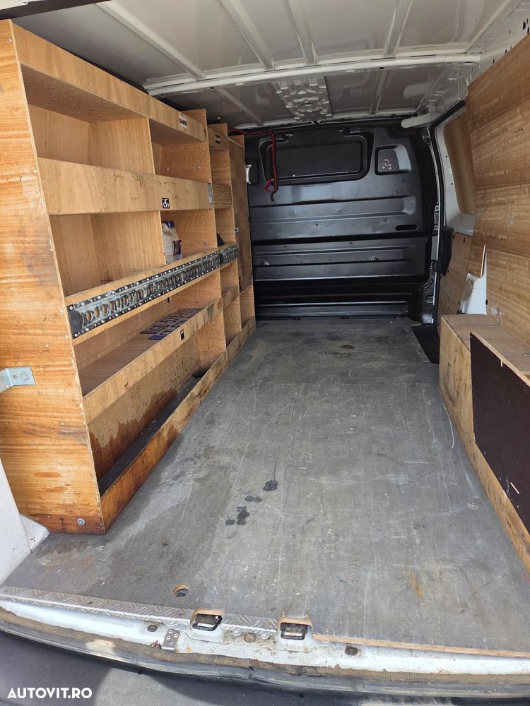 Peugeot Expert 2.0 L2 EAT8 - 18