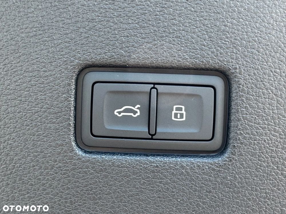 Audi Q8 50 TDI mHEV Quattro Tiptronic - 36