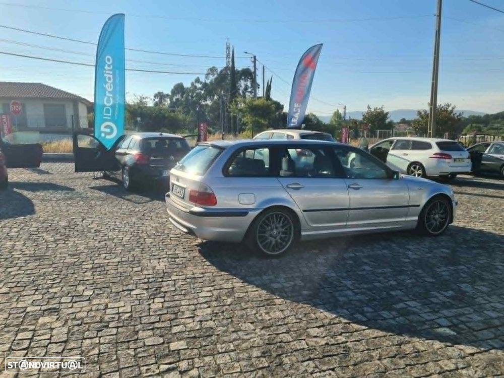 BMW 320 dA Navigator - 4