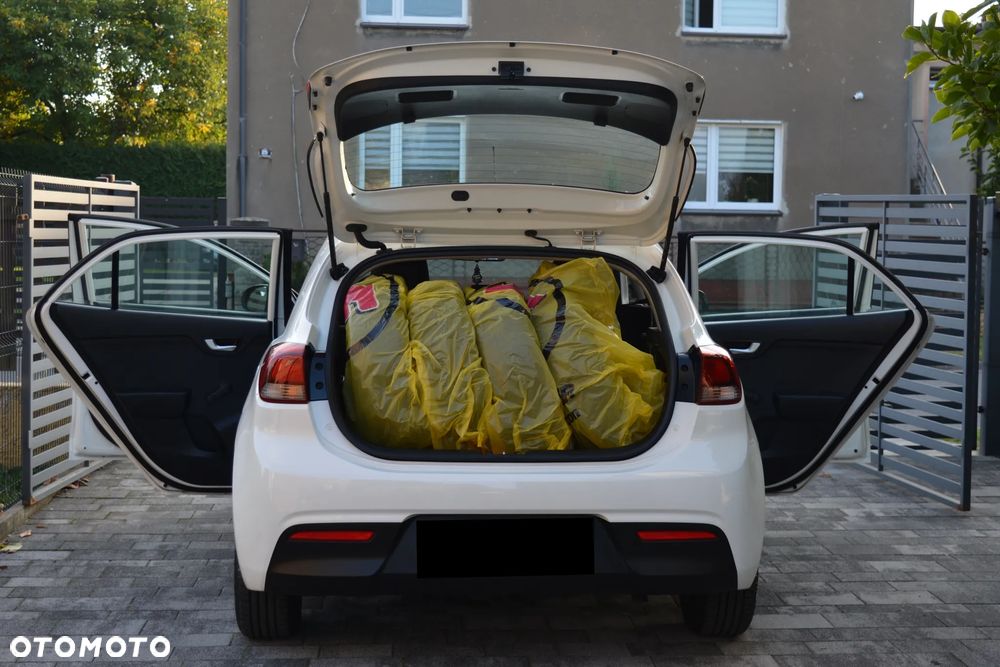 Kia Rio 1.2 L - 27