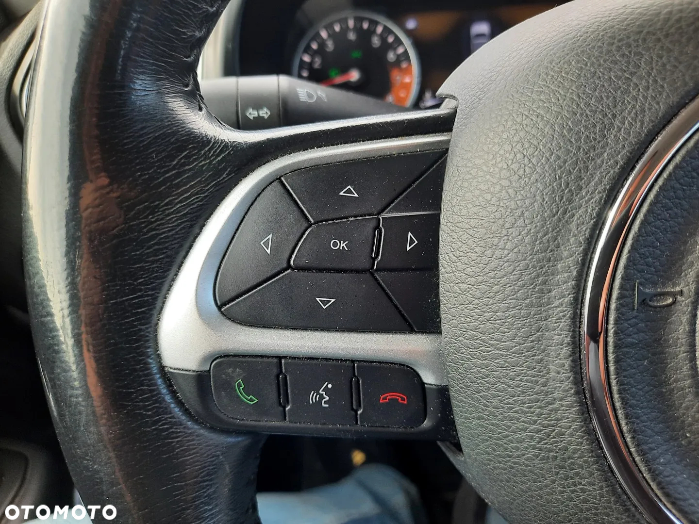 Jeep Renegade 1.4 MultiAir Limited FWD S&S - 26