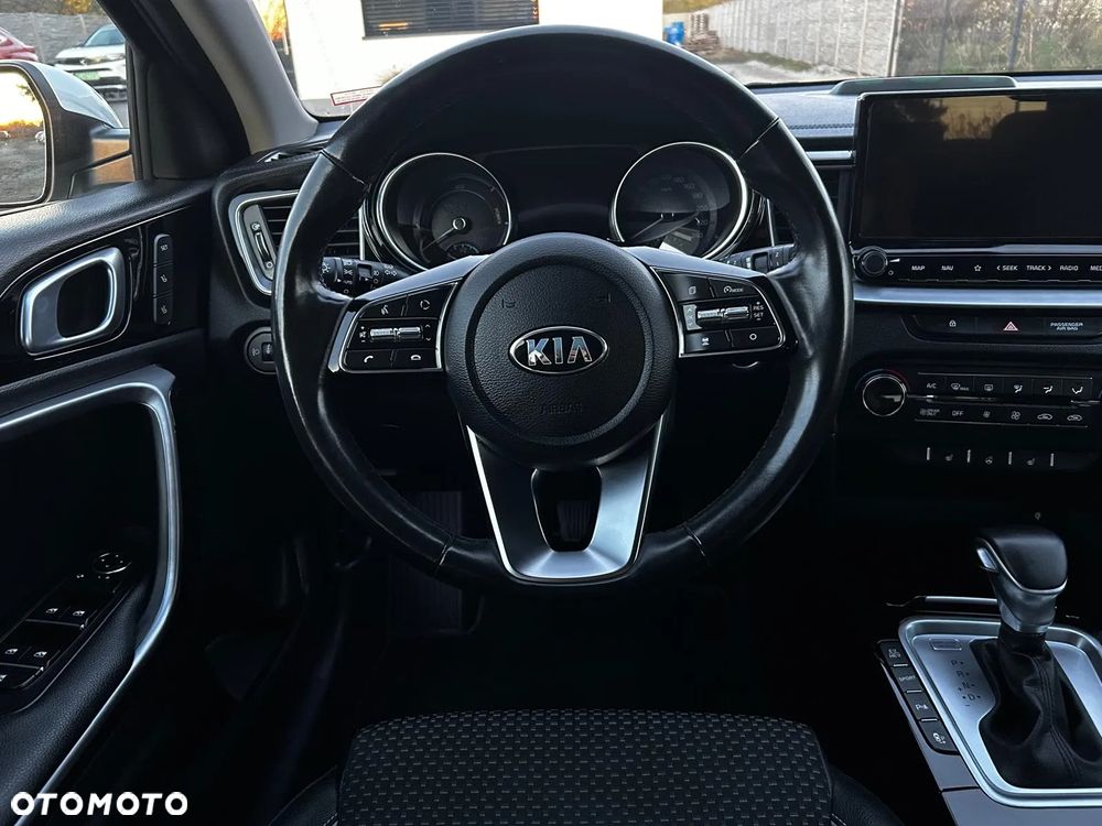 Kia Ceed - 29