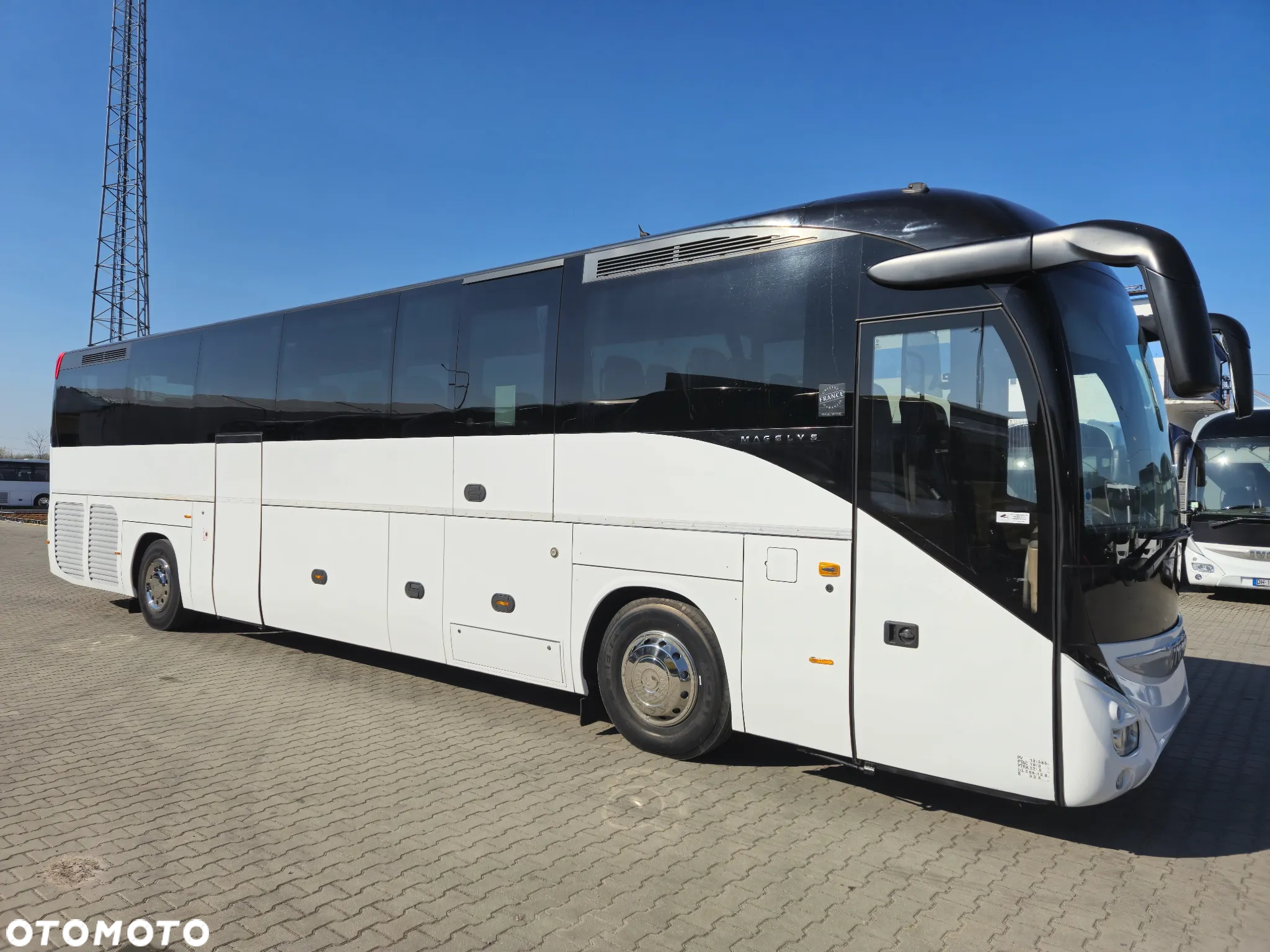 Iveco MAGELYS / SPROWADZONY / WINDA / EURO 6 - 15