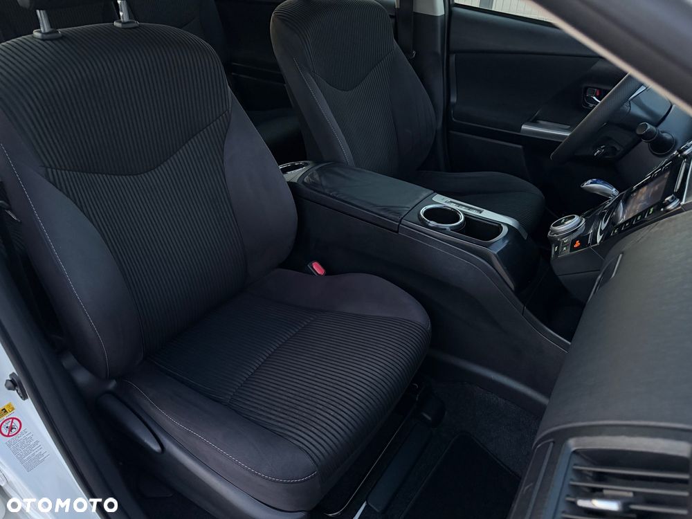 Toyota Prius+ (Hybrid) Comfort - 28