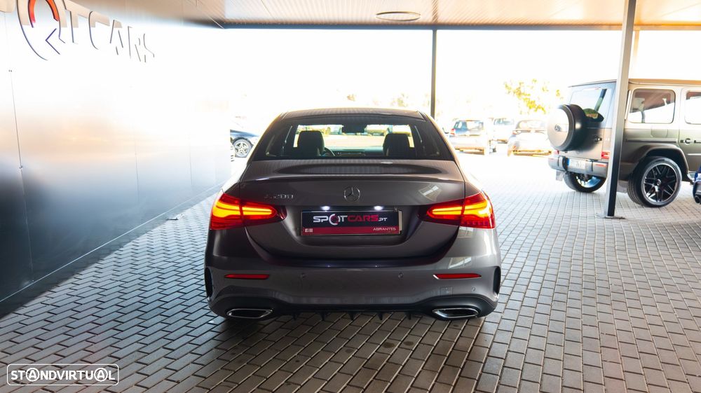 Mercedes-Benz A 200 Limousine AMG Line Aut. - 8