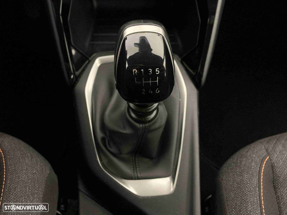 Peugeot 2008 1.2 PureTech Style - 10