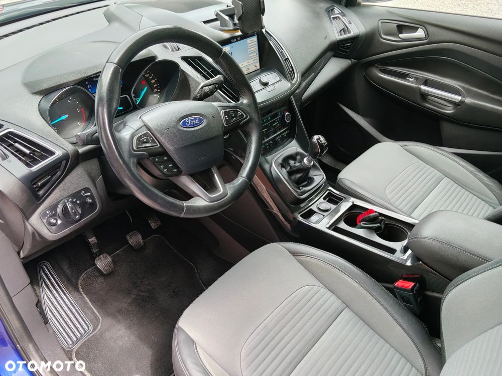 Ford Kuga 2.0 TDCi AWD Titanium - 22