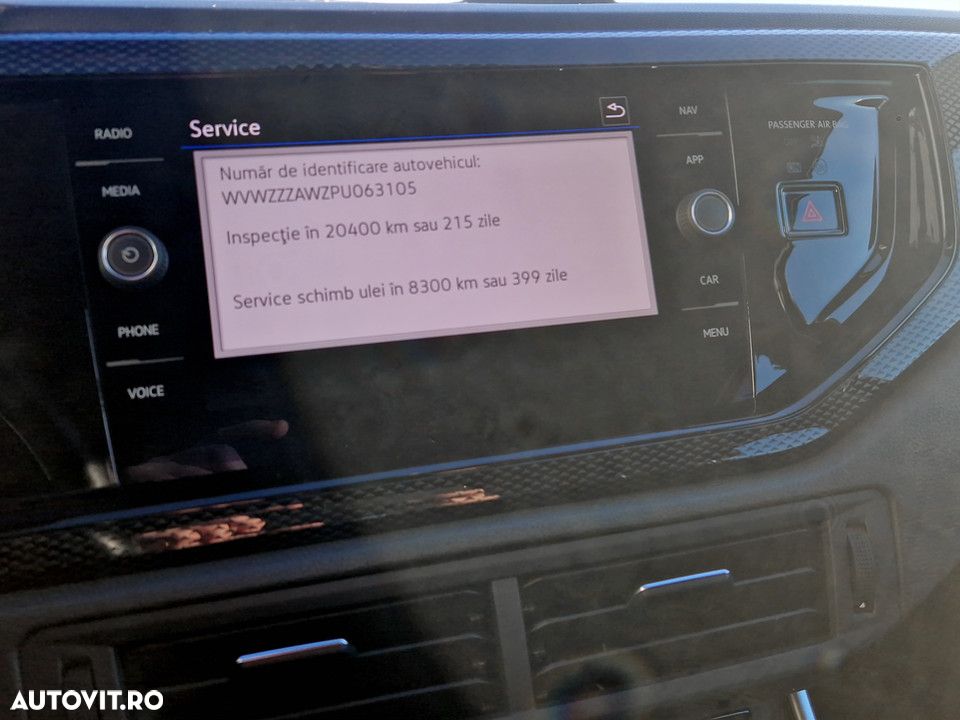 Volkswagen Polo 1.0 TSI DSG Life - 23