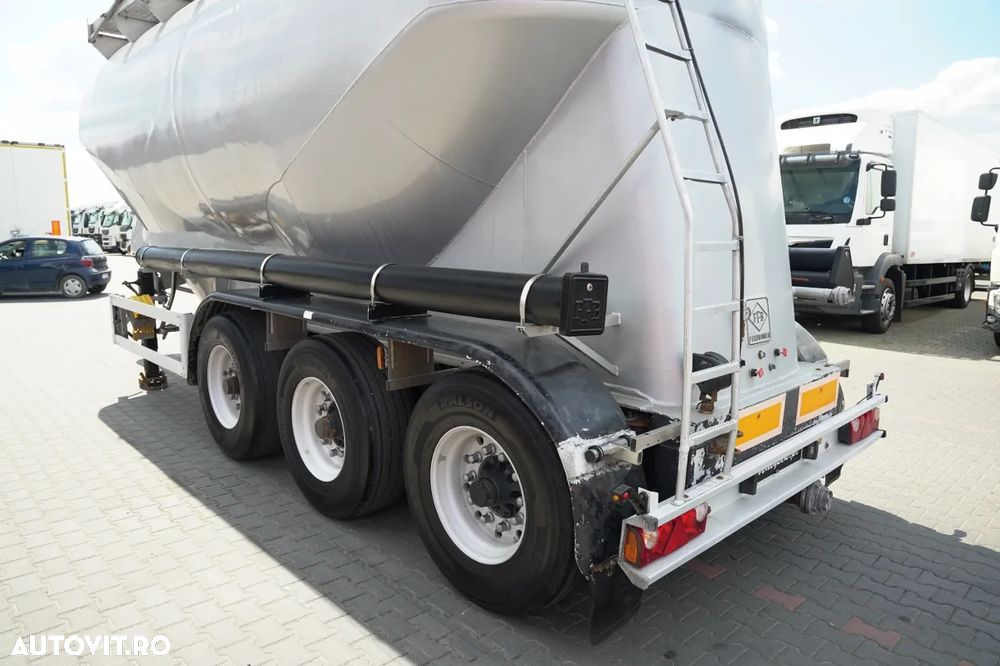 Feldbinder REMORCA CIMENT / 3 CAMERĂ / 36.000 L / SILOC / PENTRU MATERIALE VRAC / JANTE DIN ALIAJ - 11