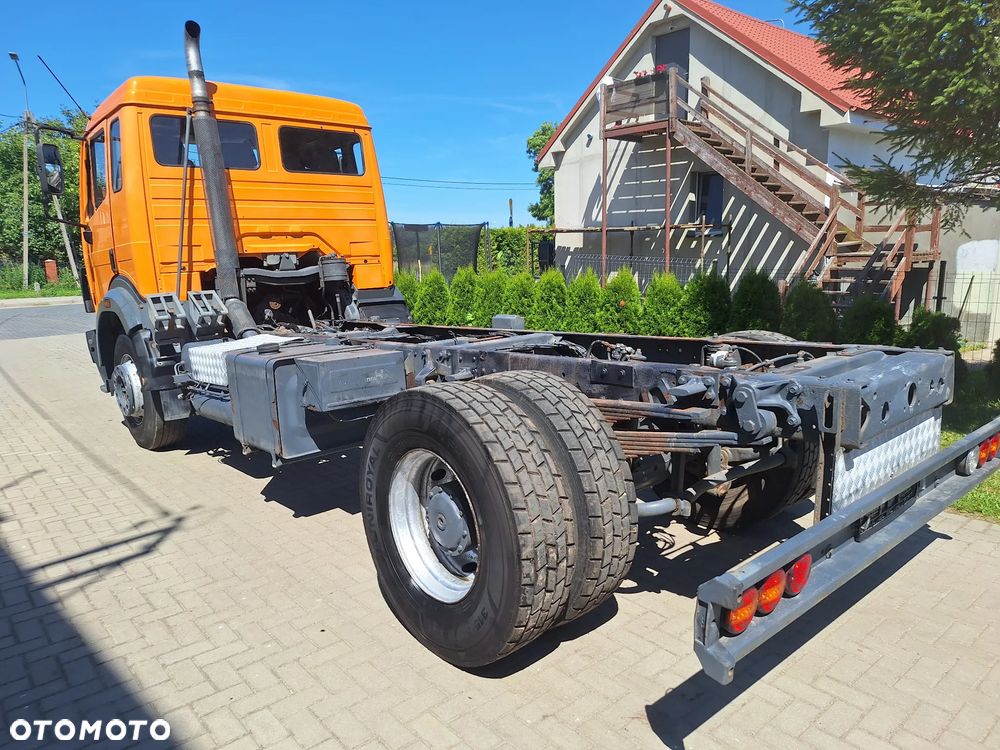 Mercedes-Benz SK 1824 - 34