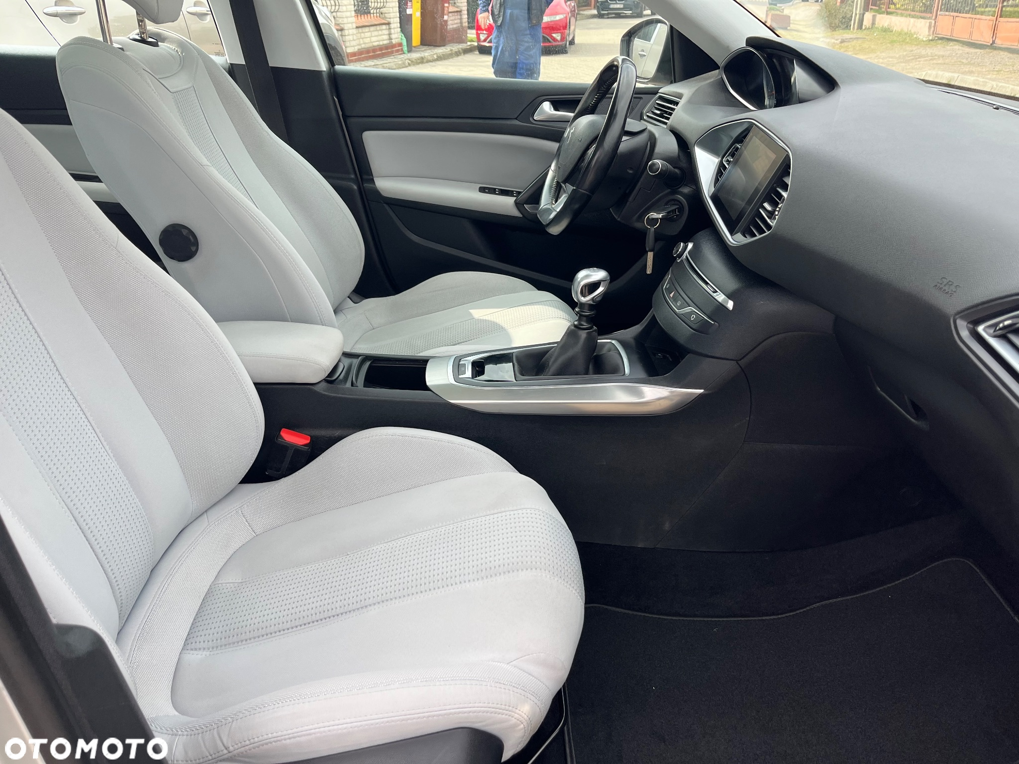 Peugeot 308 SW BlueHDi 120 Stop & Start Business-Line - 13