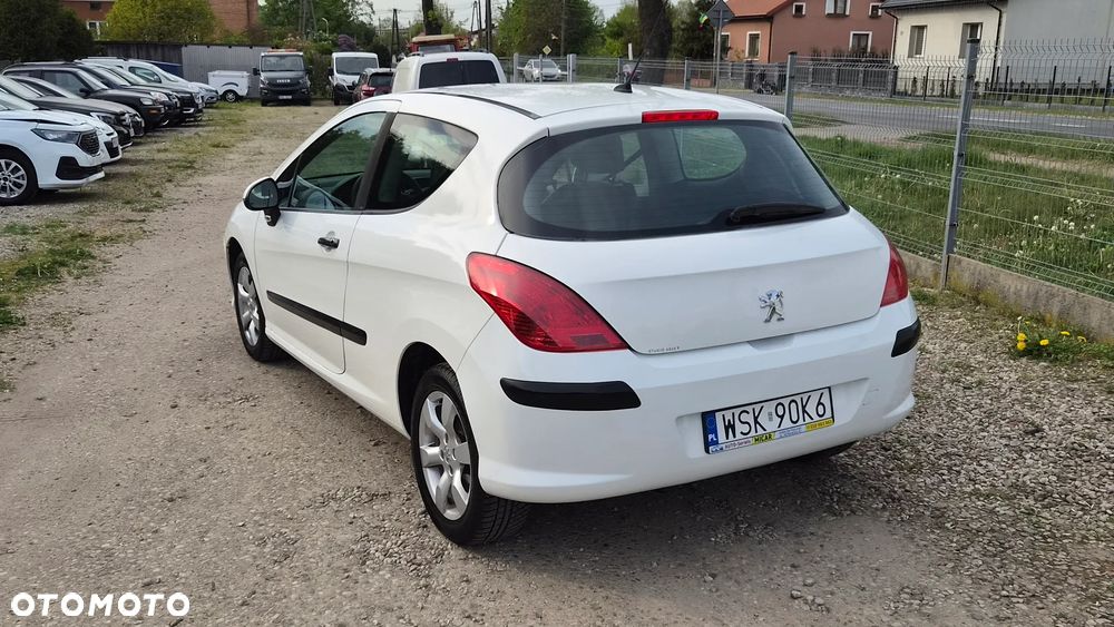 Peugeot 308 1.6 HDi Presence - 8