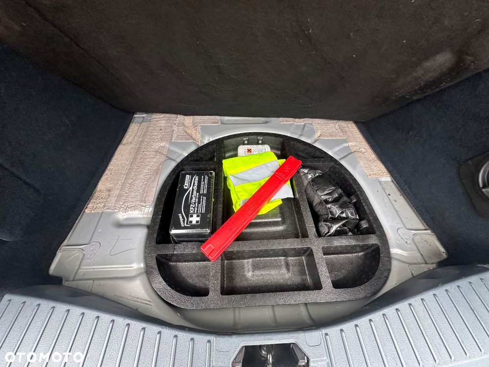 Ford C-MAX 1.6 TDCi Trend - 22