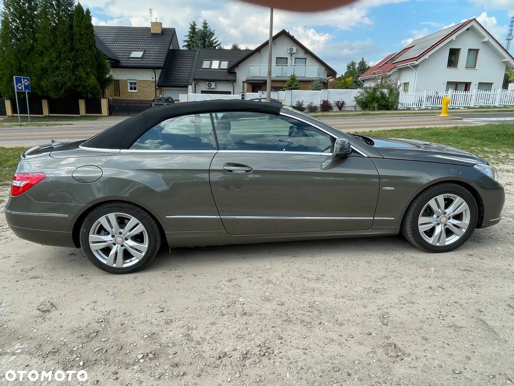 Mercedes-Benz Klasa E 350 BlueEFFICIENCY 7G-TRONIC Elegance - 4