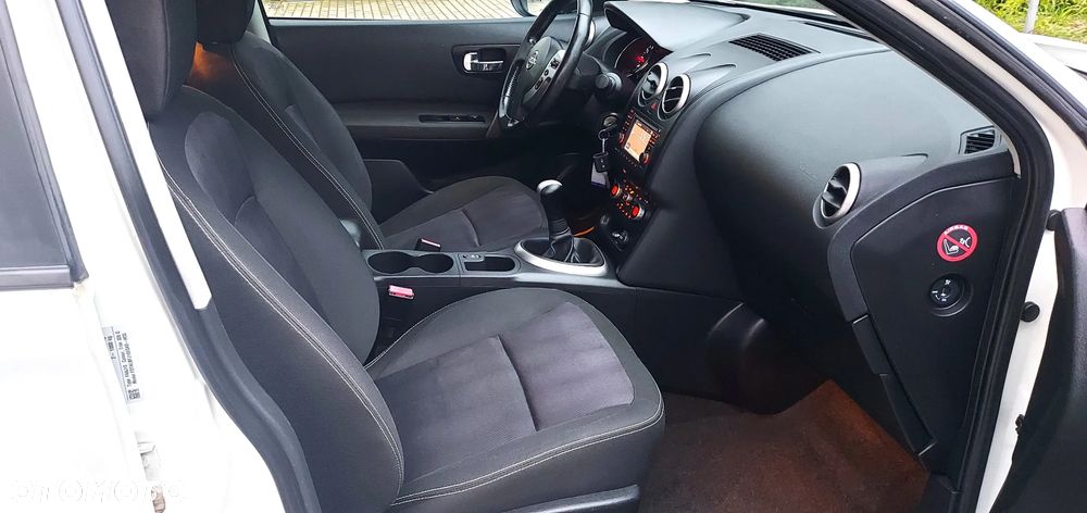 Nissan Qashqai 1.6 360 - 30
