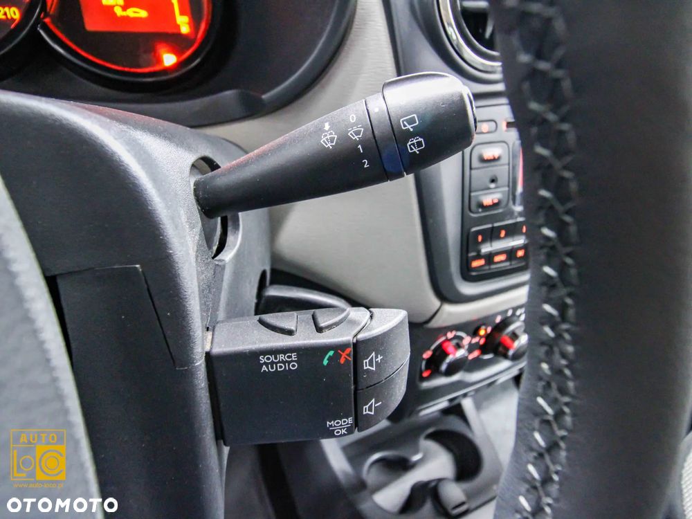 Dacia Lodgy 1.6 SCe Ambiance S&S - 20