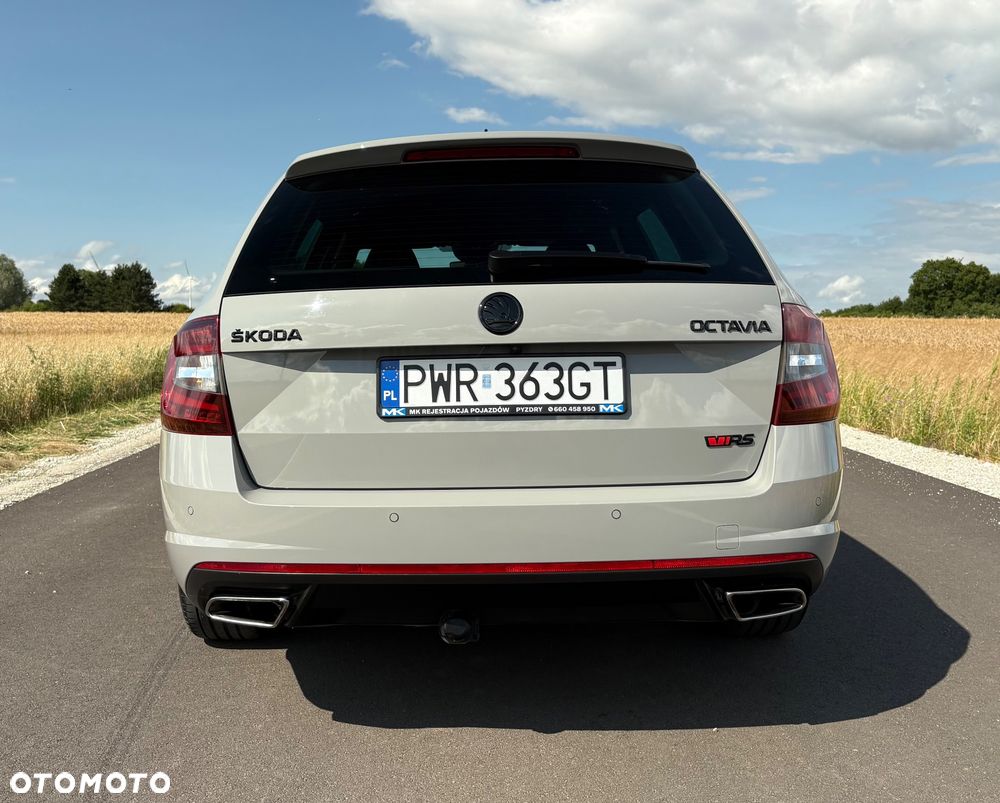 Skoda Octavia 2.0 TSI RS - 5