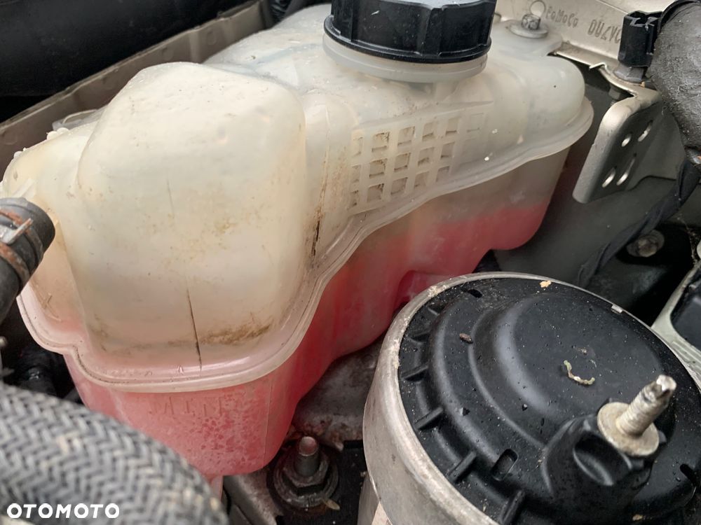 Ford Mondeo 2.0 EcoBoost Titanium - 9