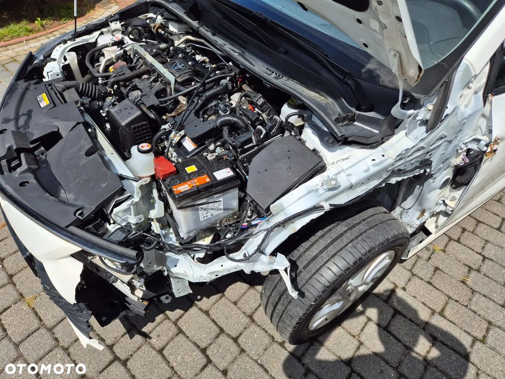 Toyota Corolla 1.8 Hybrid Comfort - 13