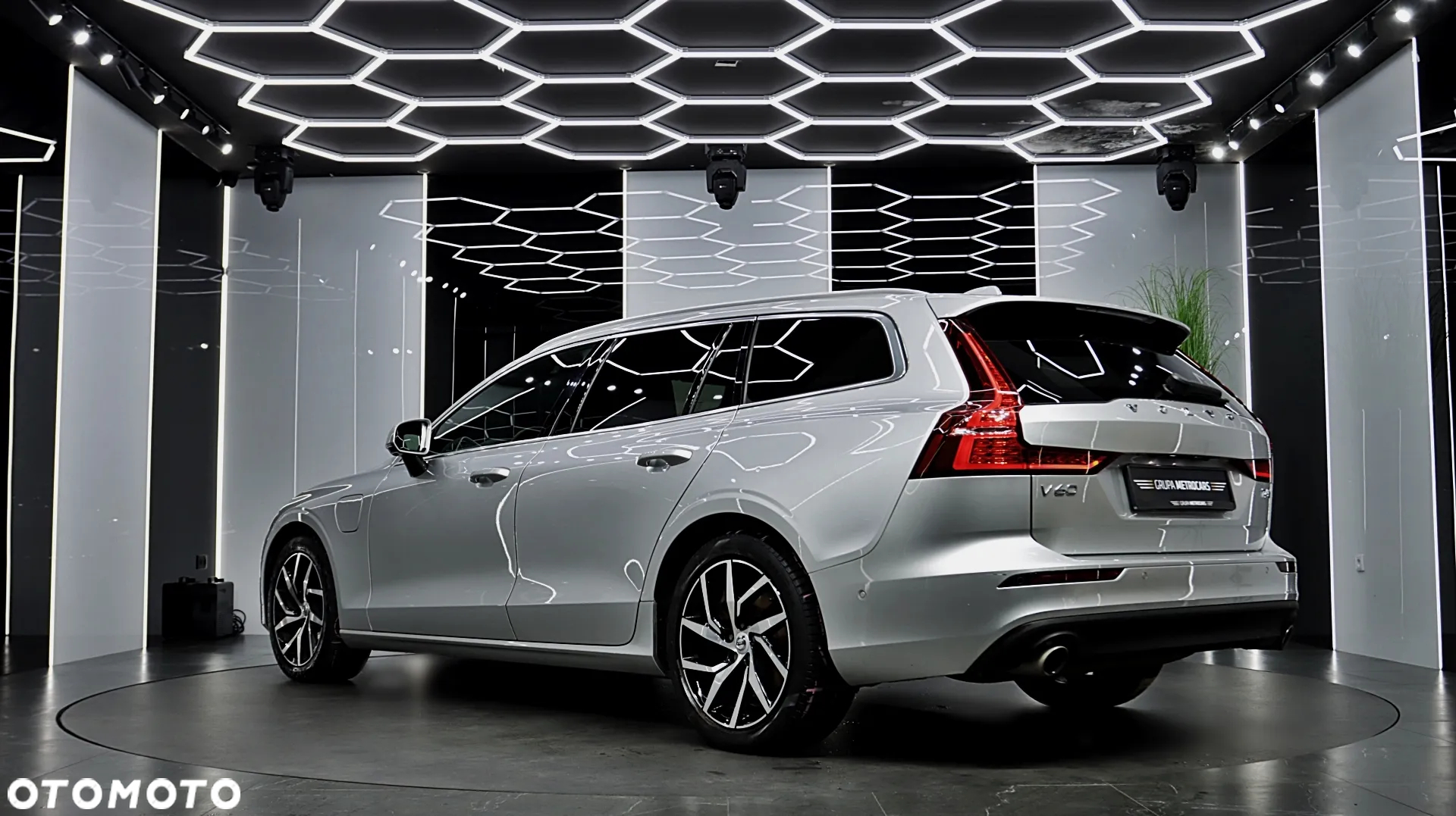 Volvo V60 T6 AWD Geartronic Momentum - 6