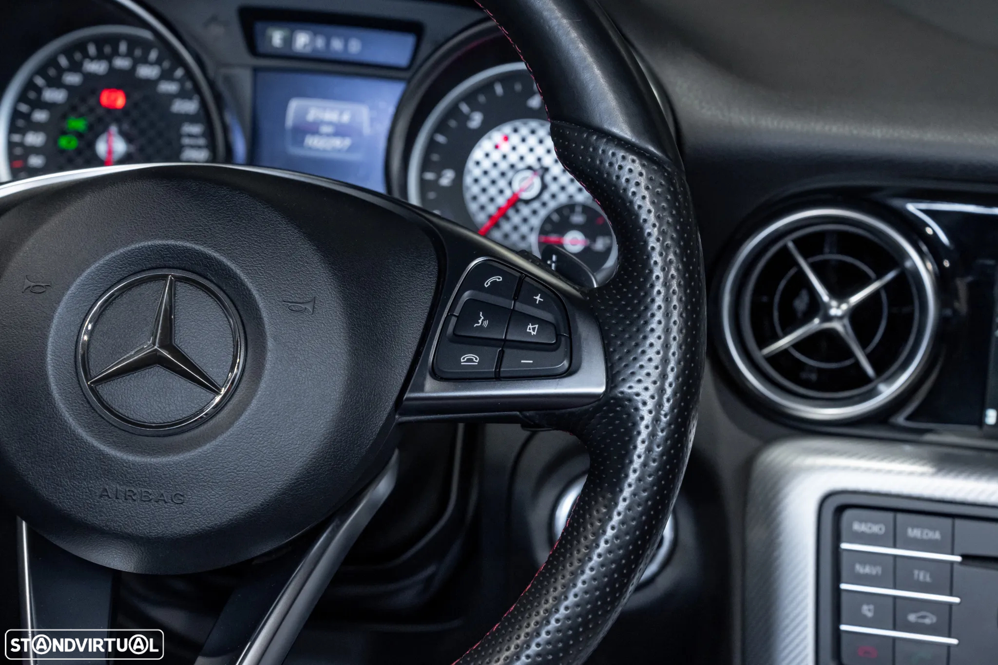 Mercedes-Benz SLC 250 d 9G-TRONIC - 11