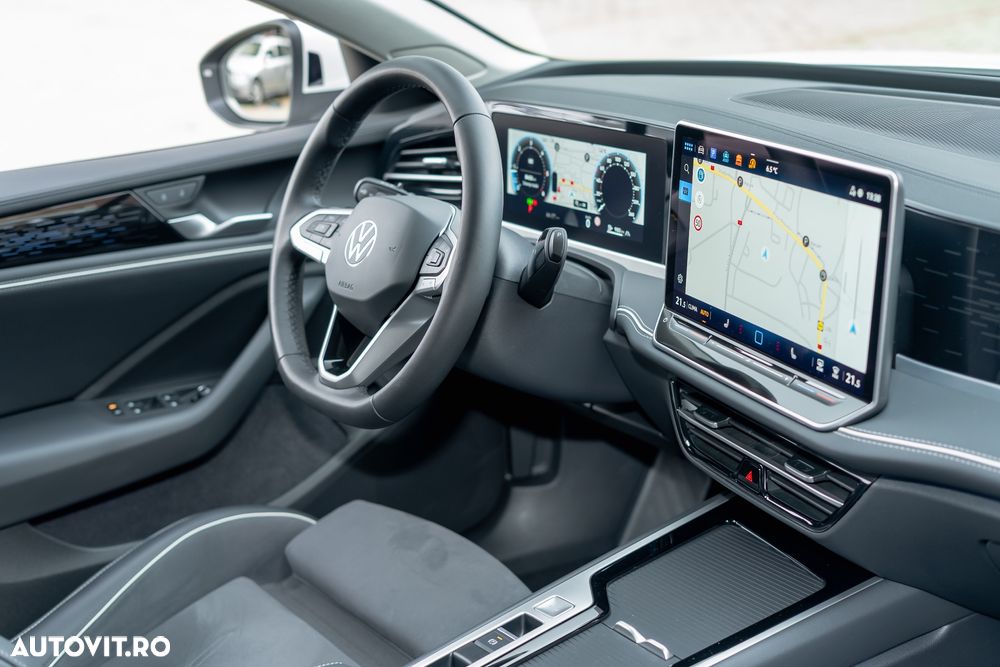 Volkswagen Passat Variant 2.0 TDI SCR DSG Elegance - 6