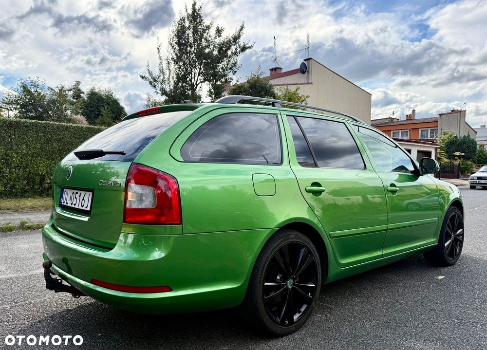 Skoda Octavia 2.0 TDI DPF RS - 6