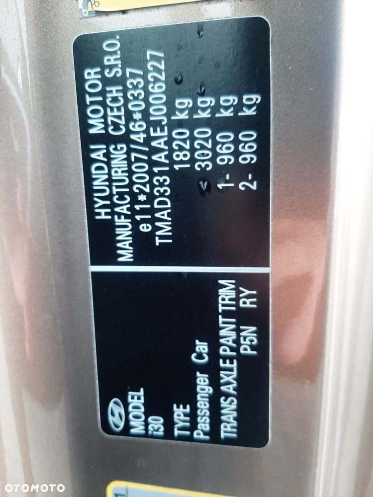 Hyundai i30 1.4 Premium - 6