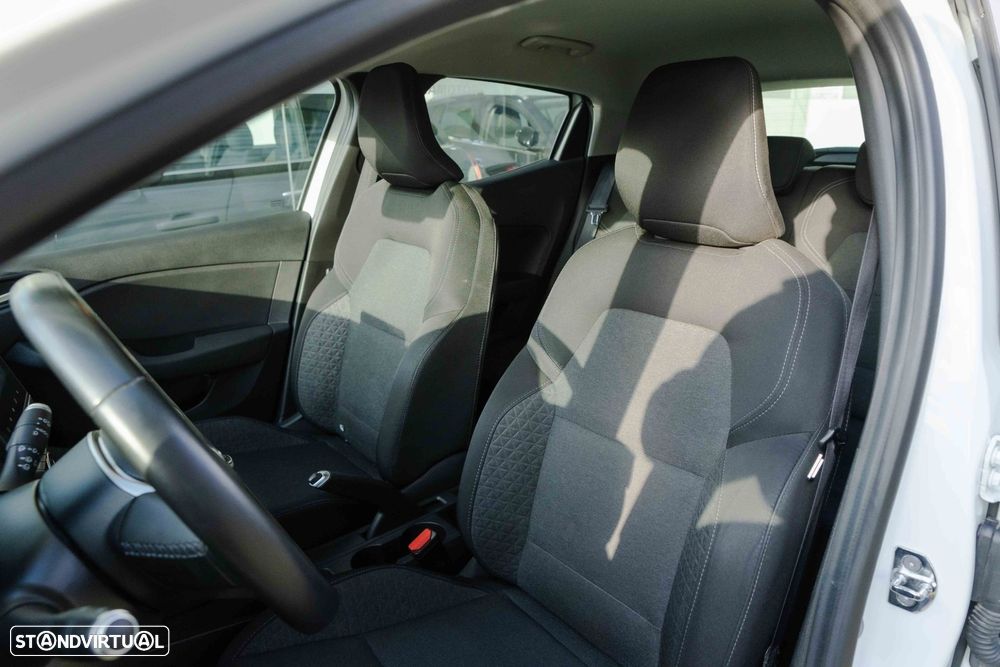 Renault Clio 1.0 TCe Zen Bi-Fuel - 11