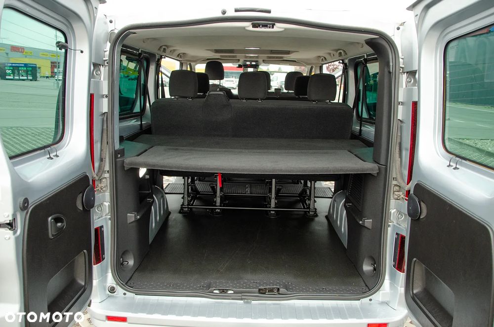 Renault Trafic 2.0 dCi EDC - 10