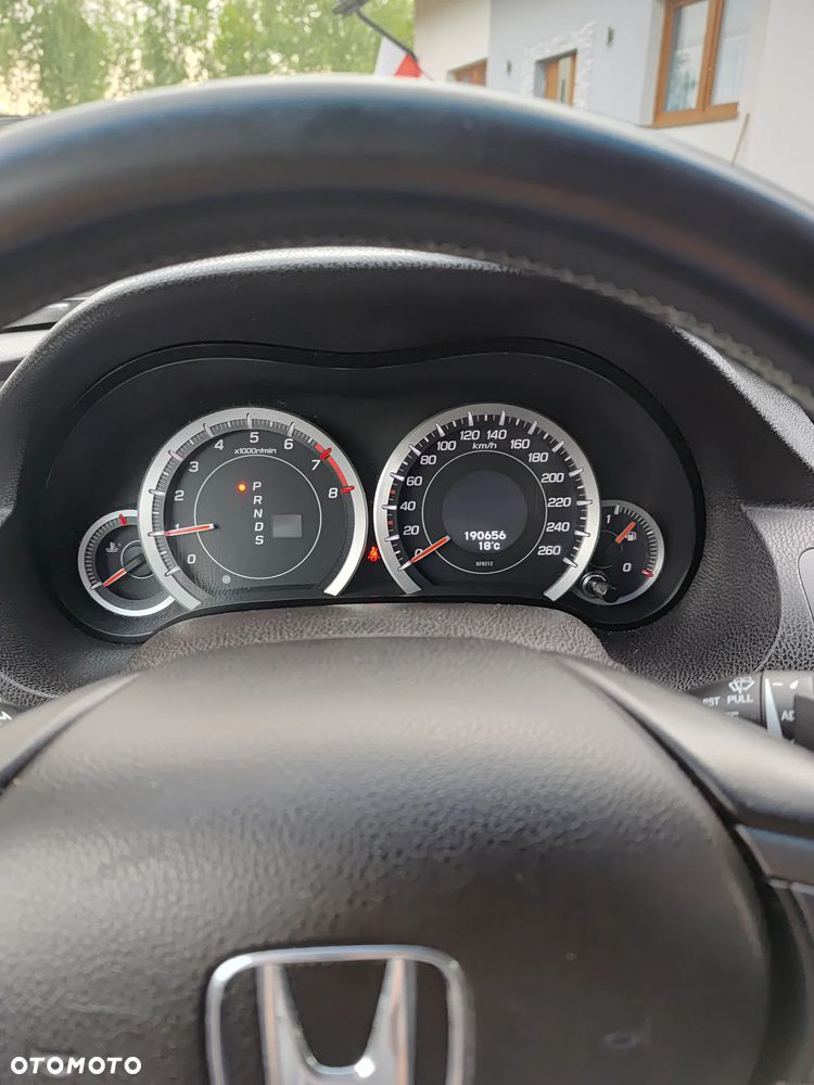 Honda Accord 2.0 Lifestyle - 12