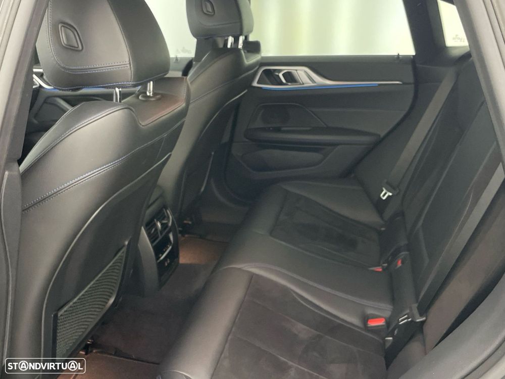 BMW i4 eDrive40 Desportiva M - 6